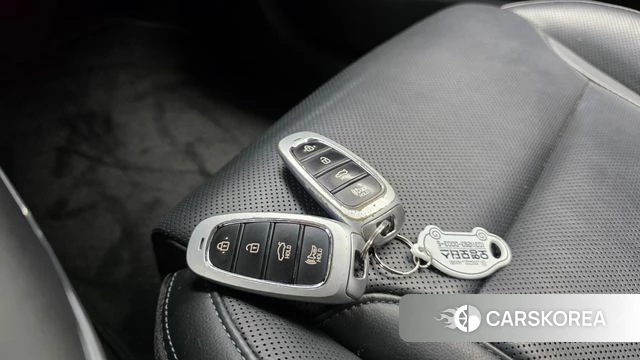 Hyundai The New Grandeur IG id 4697899 из Кореи 19