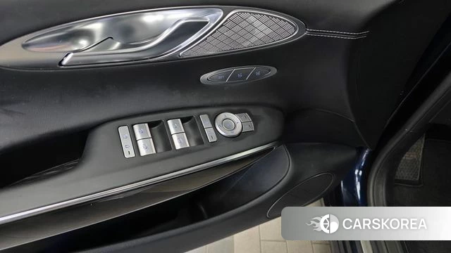 Genesis GV70 id 4457690 из Кореи 19