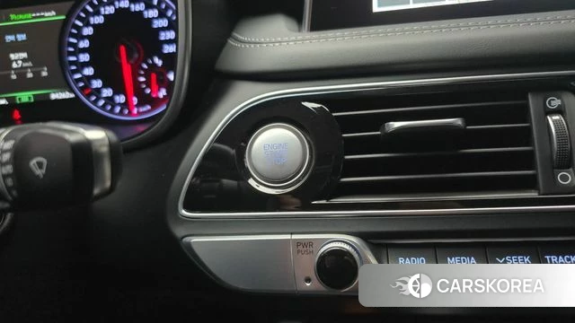 Genesis G70 id 4345800 из Кореи 19