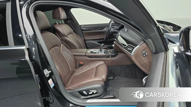 BMW 7 Series (G11) id 4736361 из Кореи 19