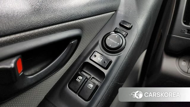 Hyundai The New Grand Starex id 4435354 из Кореи 19