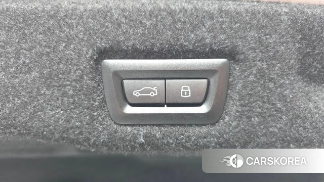 BMW 5 Series (G60) id 4480606 из Кореи 19
