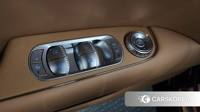 Genesis G90 (RS4) id 4291952 из Кореи 19