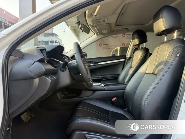 Honda Civic id 4276714 из Китая 19