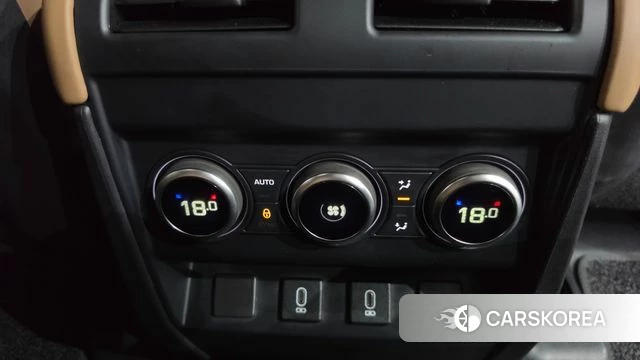 Land Rover Defender (L663) id 4870409 из Кореи 19