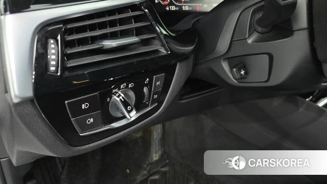 BMW 5 Series (G30) id 4632611 из Кореи 19