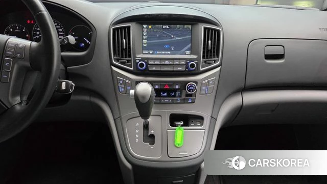Hyundai The New Grand Starex id 4536268 из Кореи 19