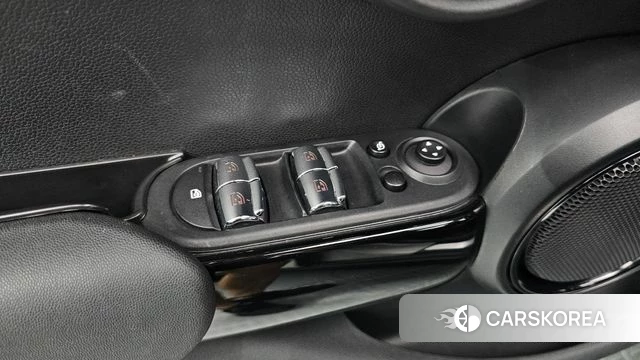 Mini Cooper id 4741015 из Кореи 19