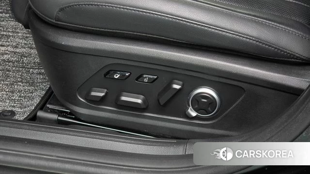 Hyundai Grandeur (GN7) id 4862839 из Кореи 19