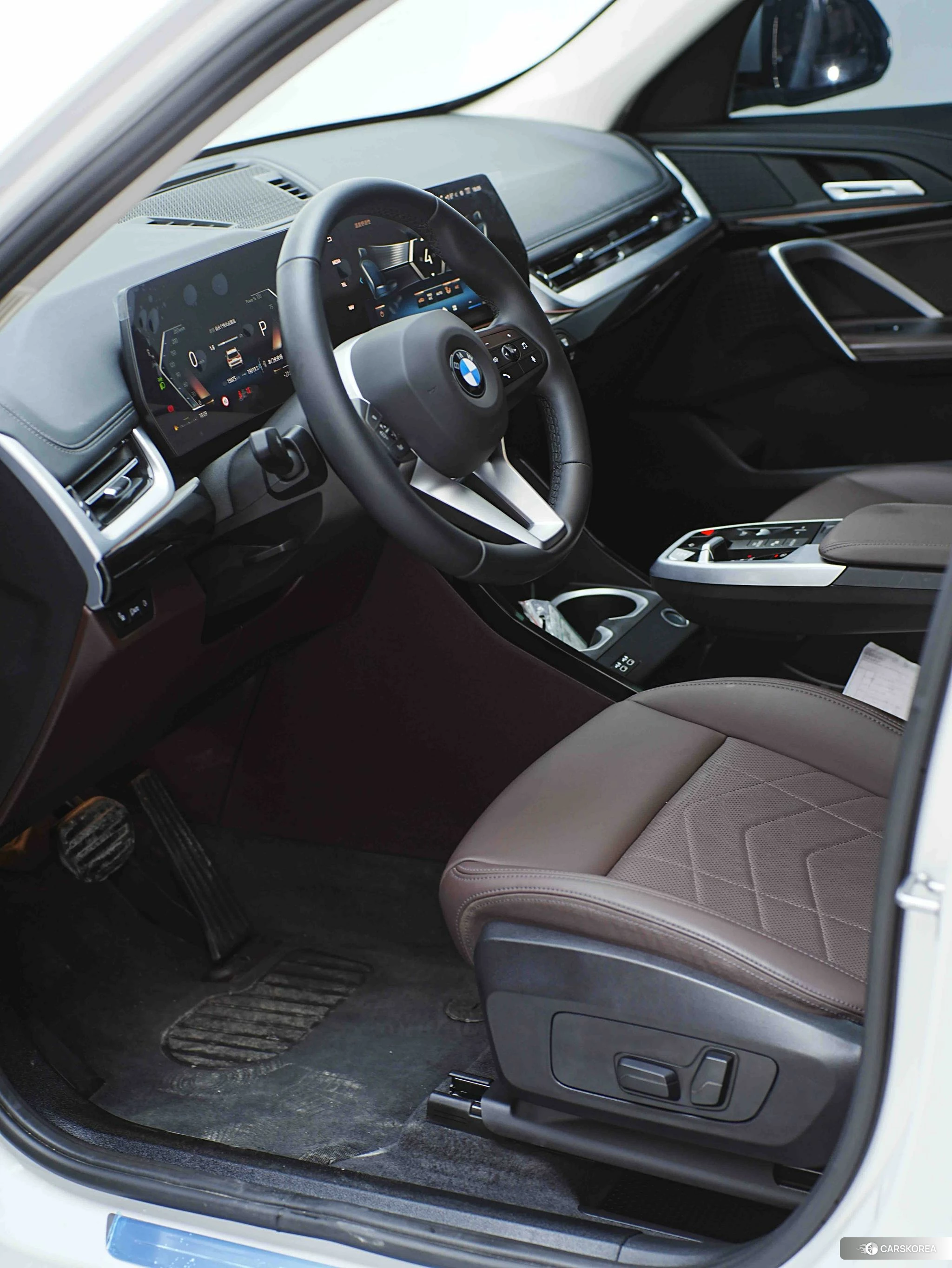 BMW X1 id 4510945 из Китая 19