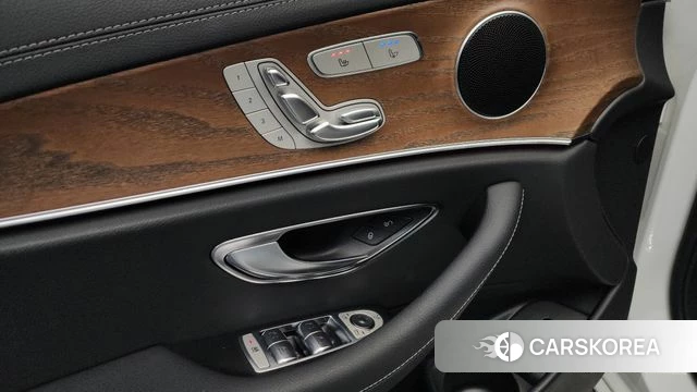 Mercedes-Benz E-Class W213 id 4524750 из Кореи 19