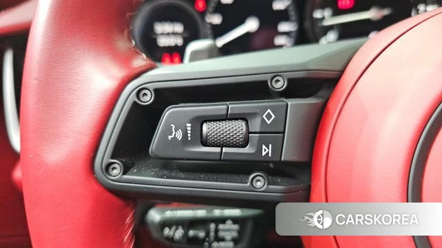 Porsche 911(992) id 4715145 из Кореи 19