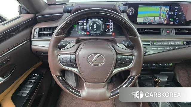 Lexus ES300h 7th generation id 4849971 из Кореи 19