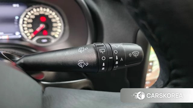 Jeep Renegade id 4698381 из Кореи 19