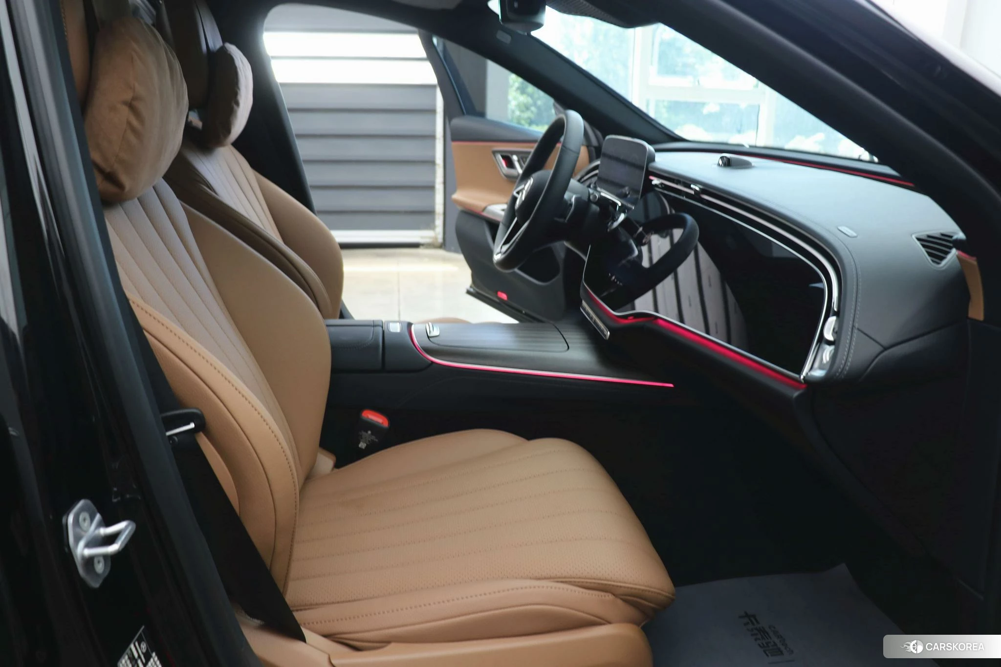 Mercedes-Benz E-class id 4426812 из Китая 19