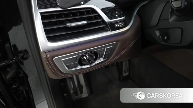 BMW 7 Series (G11) id 4383178 из Кореи 19