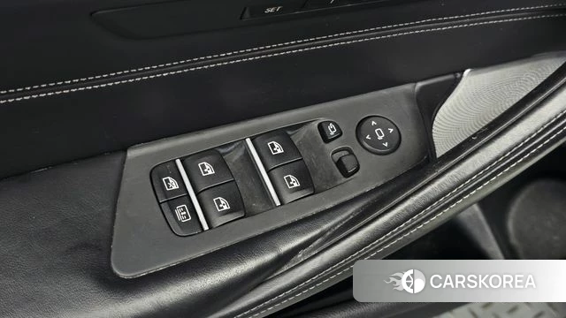 BMW 5 Series (G30) id 4849612 из Кореи 19