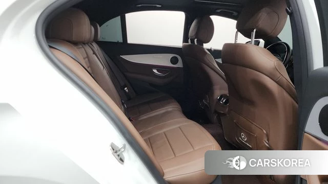 Mercedes-Benz E-Class W213 id 4581010 из Кореи 19