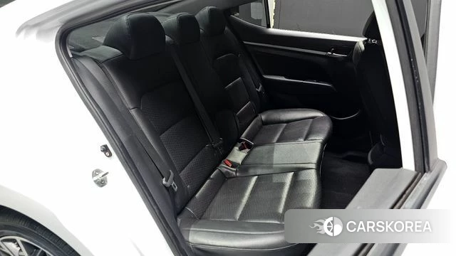 Hyundai The New Avante AD id 4363253 из Кореи 19