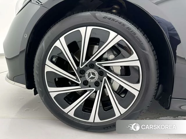 Mercedes-Benz E-class id 4313557 из Китая 19
