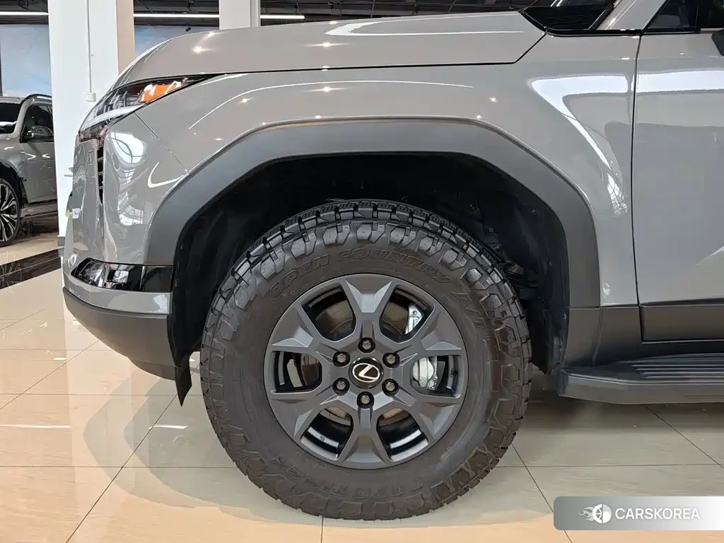 Lexus GX id 4679693 из Китая 19