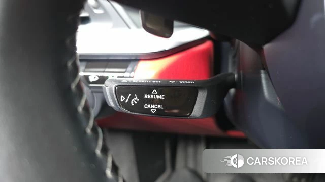 Porsche 911(992) id 4317619 из Кореи 19