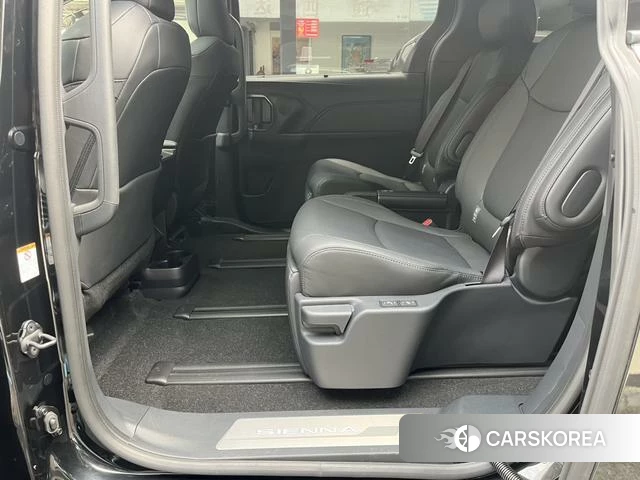 Toyota Saina id 4261180 из Китая 19