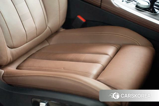 BMW X7 id 4217397 из Китая 19