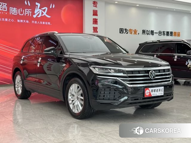 Volkswagen Touareg id 4297639 из Китая 19