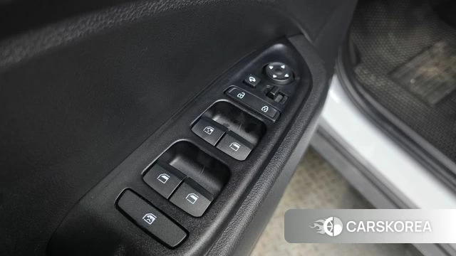 Hyundai Venue id 4482698 из Кореи 19