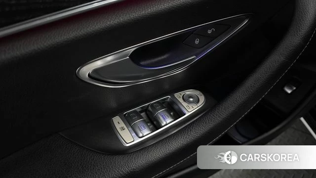 Mercedes-Benz E-Class W213 id 4448040 из Кореи 19
