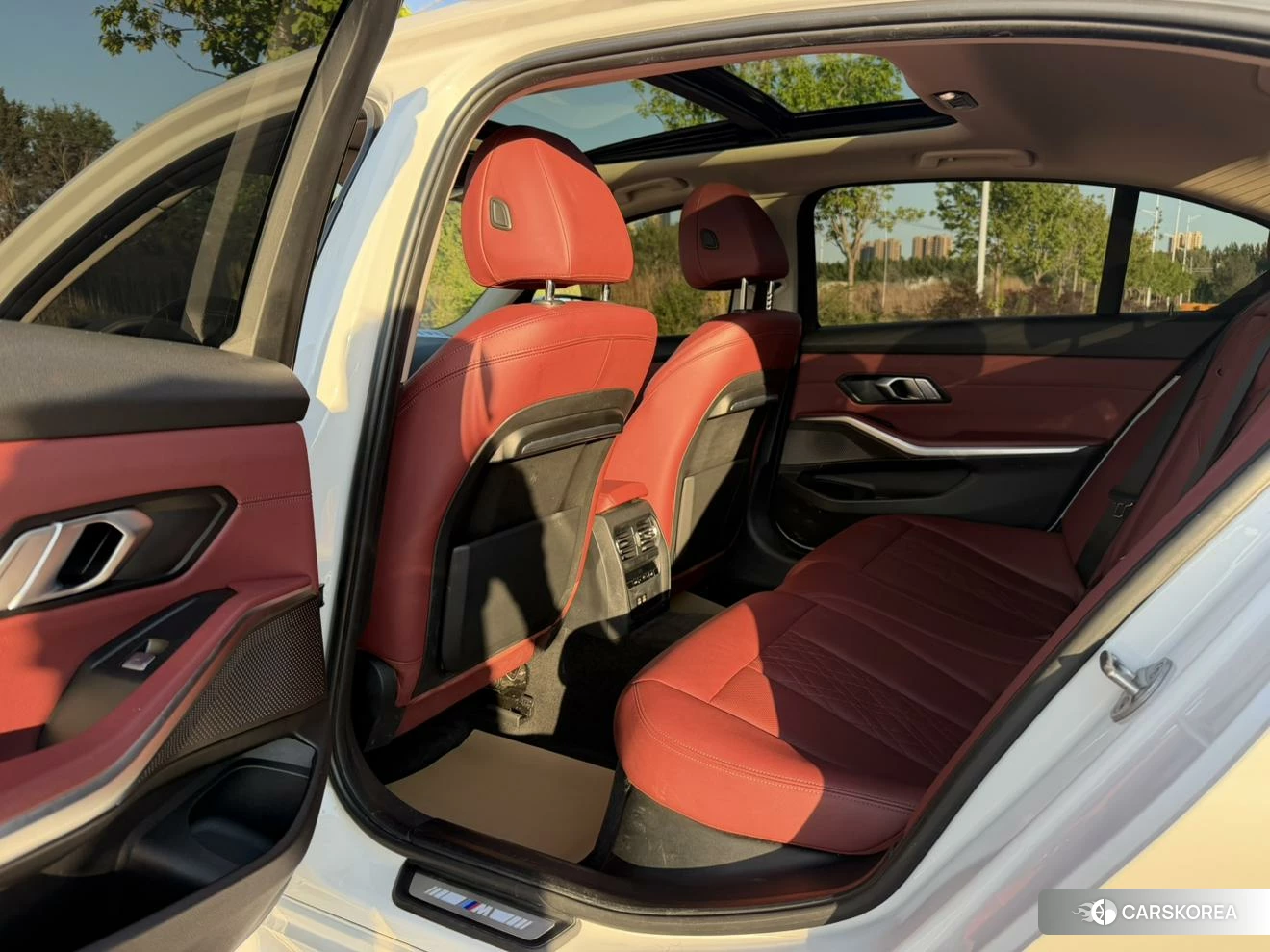 BMW 3 series id 4479577 из Китая 19