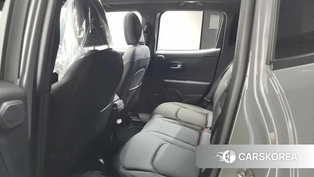 Jeep Renegade id 4376560 из Кореи 19