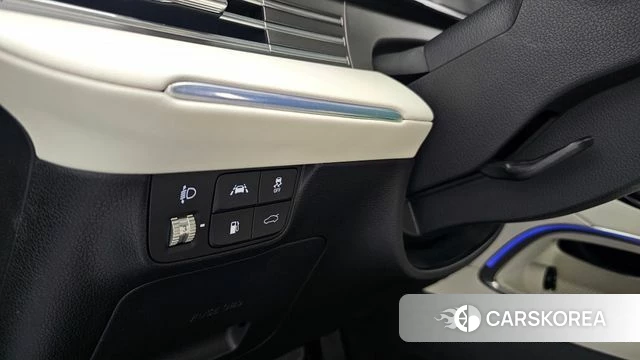 Hyundai The New Grandeur IG Hybrid id 4428998 из Кореи 19