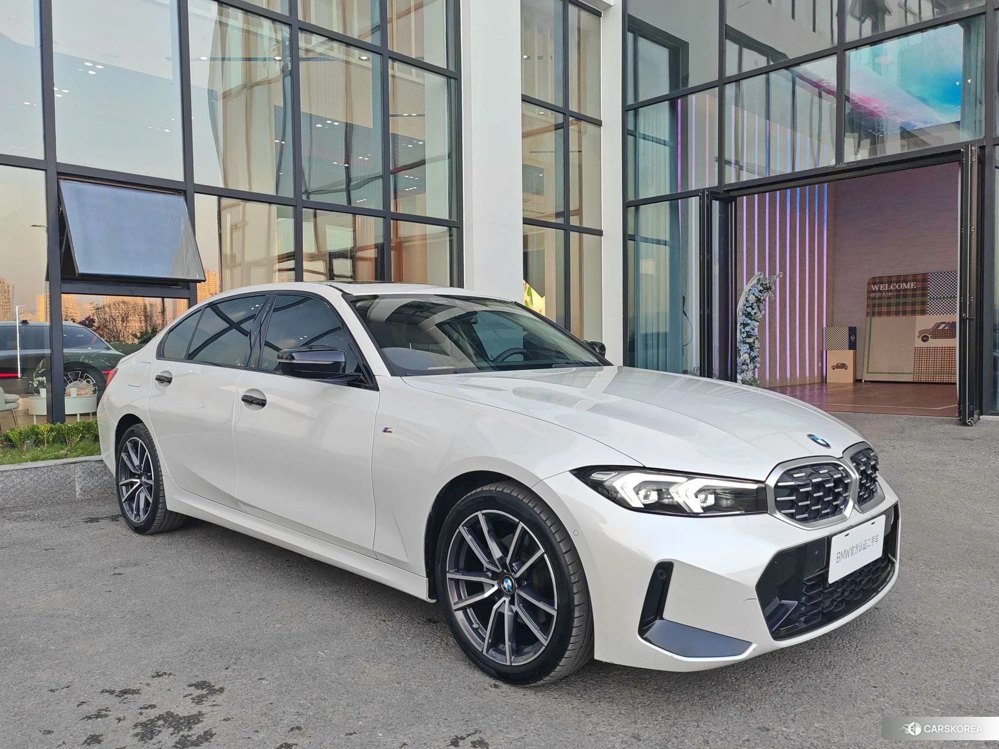 BMW 3 series id 4486365 из Китая 19