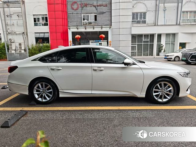 Honda Accord id 4263458 из Китая 19