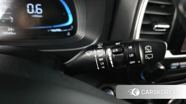 Hyundai Venue id 4413982 из Кореи 19
