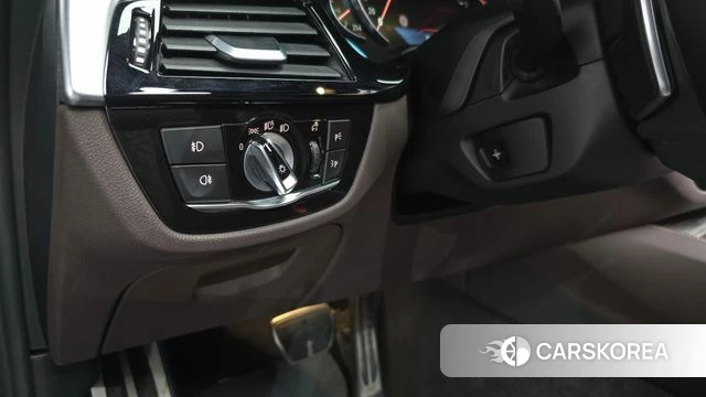 BMW 5 Series (G30) id 4225742 из Кореи 19