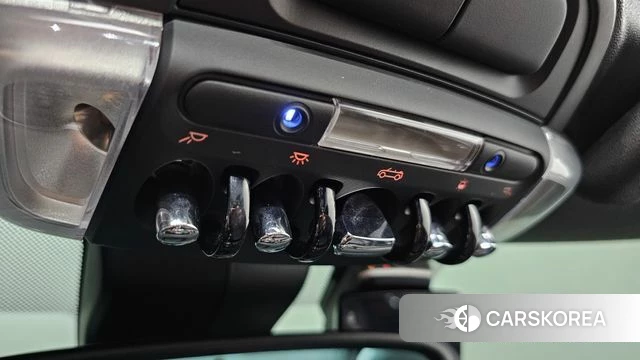 Mini Cooper Convertible id 4266400 из Кореи 19