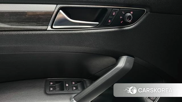 Volkswagen The New Passat id 4610416 из Кореи 19
