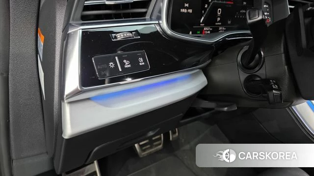 Audi Q8 (4M) id 4534649 из Кореи 19