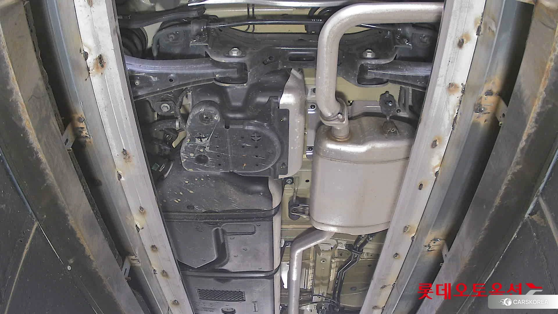 Kia Carnival id 3875723 из Кореи 19