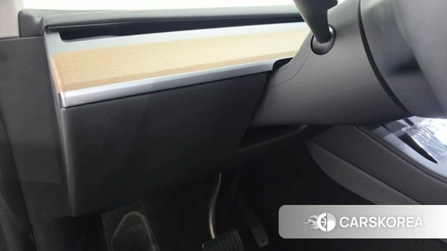 Tesla Model Y id 4847925 из Кореи 19