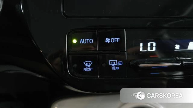 Toyota Prius 4th Generation id 4447651 из Кореи 19