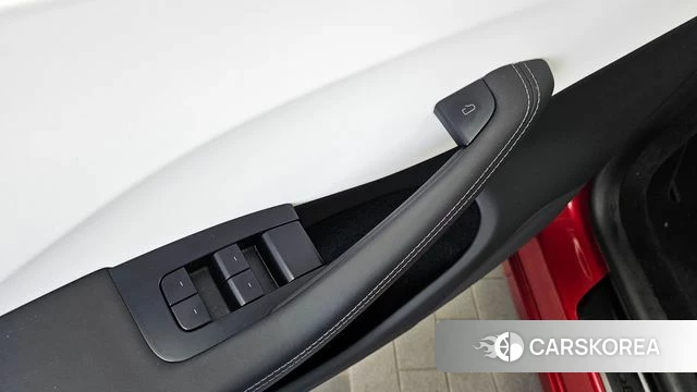 Tesla Model 3 id 4686833 из Кореи 19