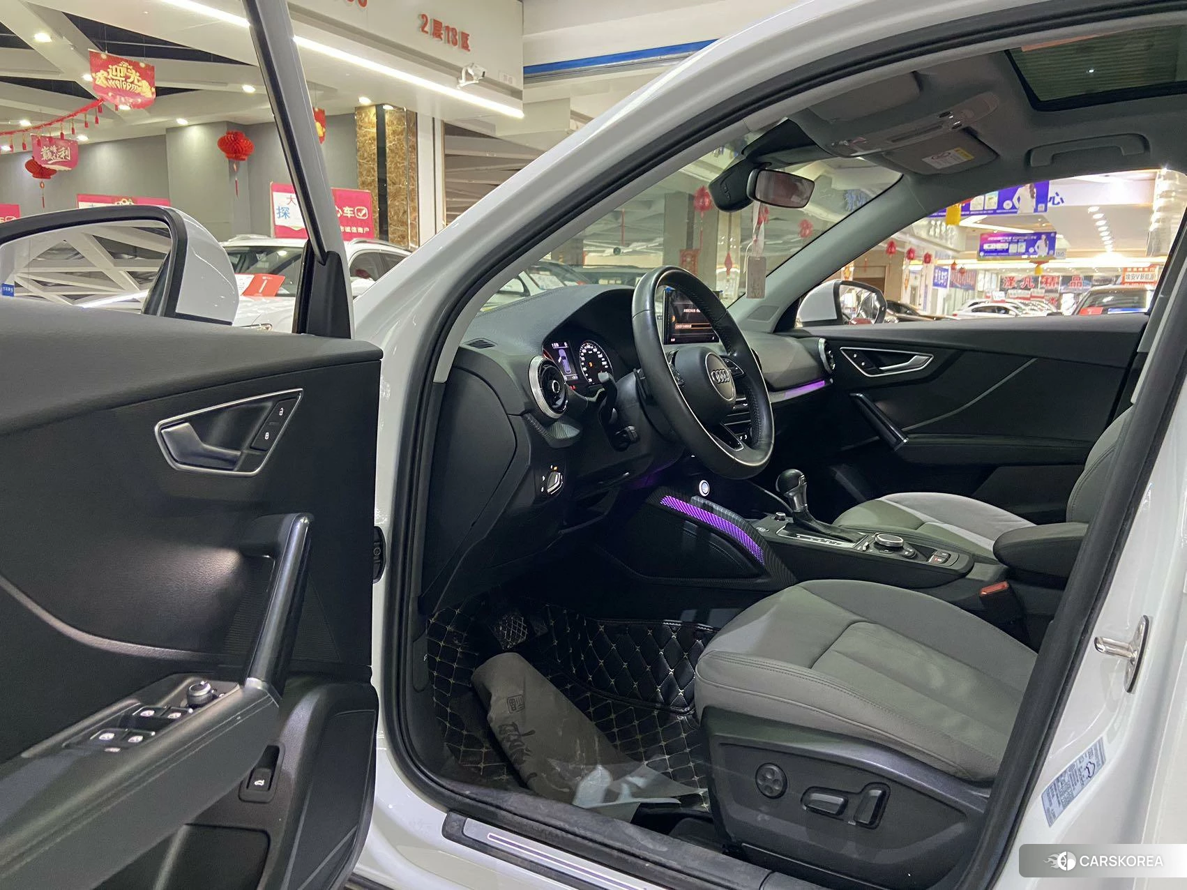 Audi Q2L id 4514796 из Китая 19