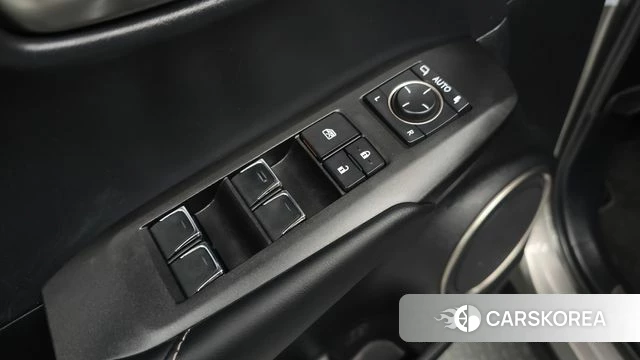 Lexus NX300h id 4557805 из Кореи 19