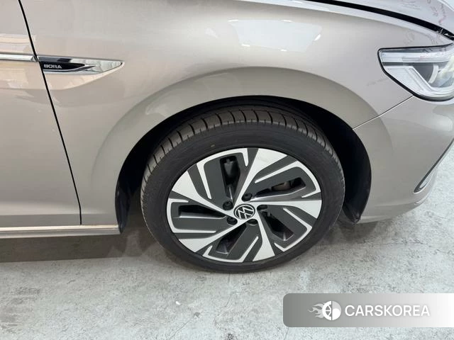 Volkswagen Bora id 4238964 из Китая 19