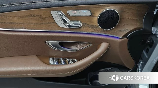 Mercedes-Benz E-Class W213 id 4671682 из Кореи 19