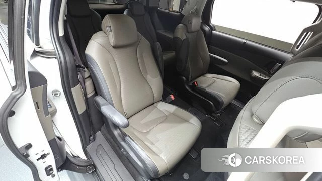Kia The New Carnival 4th Generation id 4493905 из Кореи 19